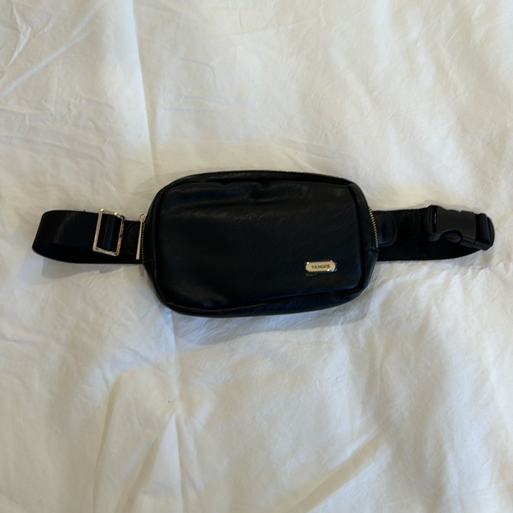 Vegan leather belt bag, black, new!